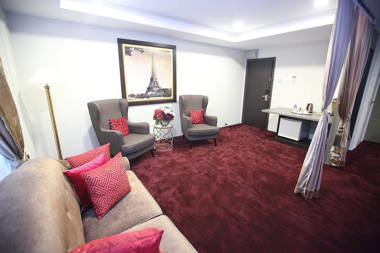 קובאנג קריאן Al Khatiri Hotel מראה חיצוני תמונה