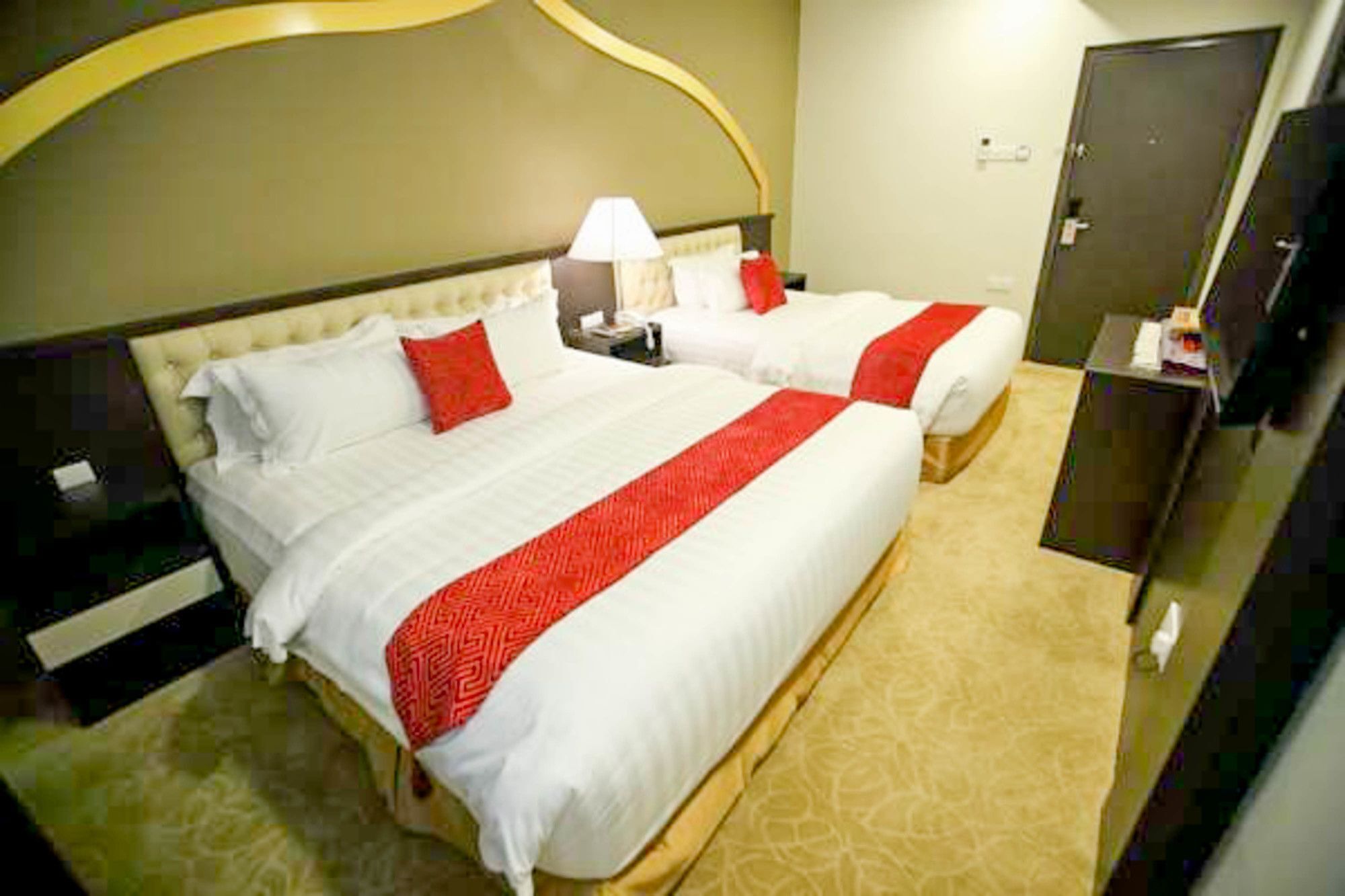 קובאנג קריאן Al Khatiri Hotel מראה חיצוני תמונה